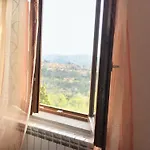 Charming In With Enclosed Garden And Fireplace Vila