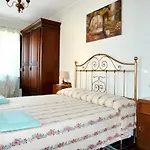 Charming In With Enclosed Garden And Fireplace Vila *