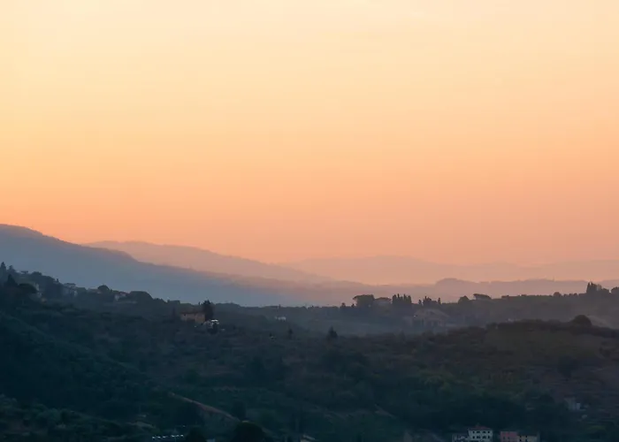 Charming In With Enclosed Garden And Fireplace * Barga